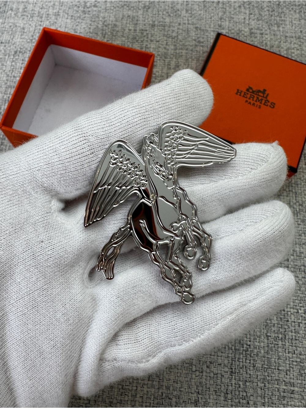 Hermes Pegase scarf ring
